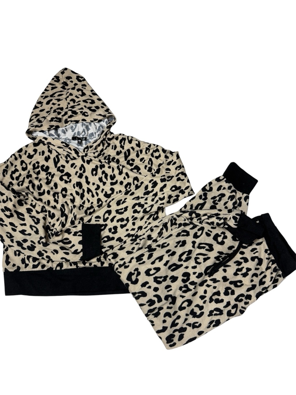 Tart Intimates Leopard Print pajamas Hoodie Joggers Set